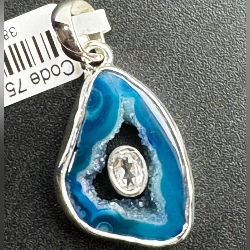 Blue Agate and Blue Topaz Pendant Necklace